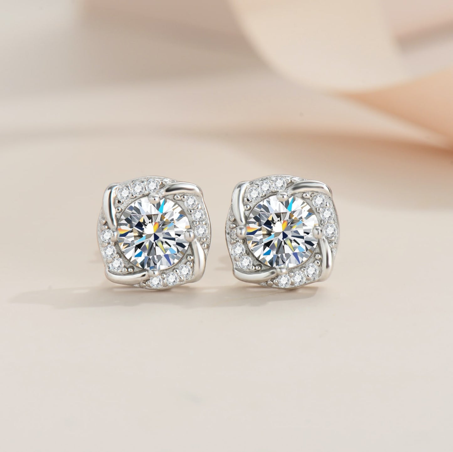 2 carats Lab Created Moissanite Studs