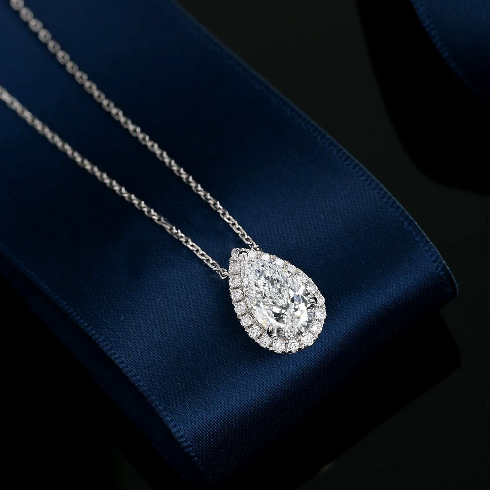 Eliane Diamond Necklace in White Gold