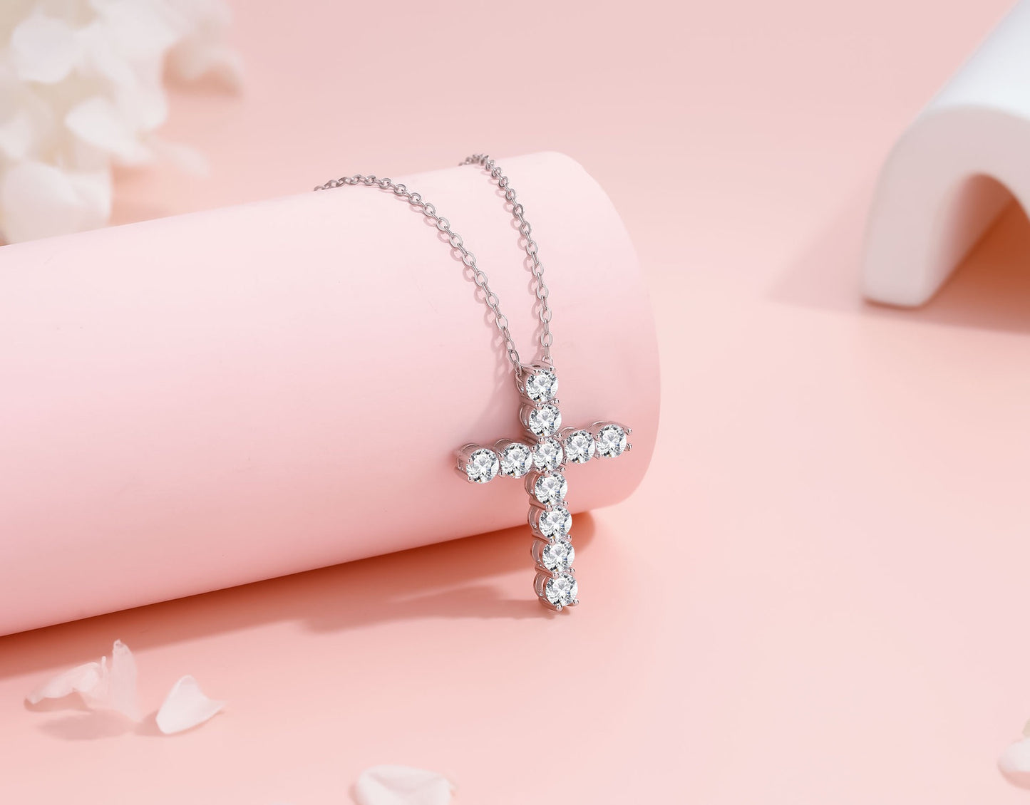 Cross Necklace in Moissanite