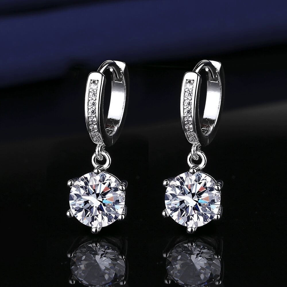 Elisa Diamond Earrings in 2ct Moissanite