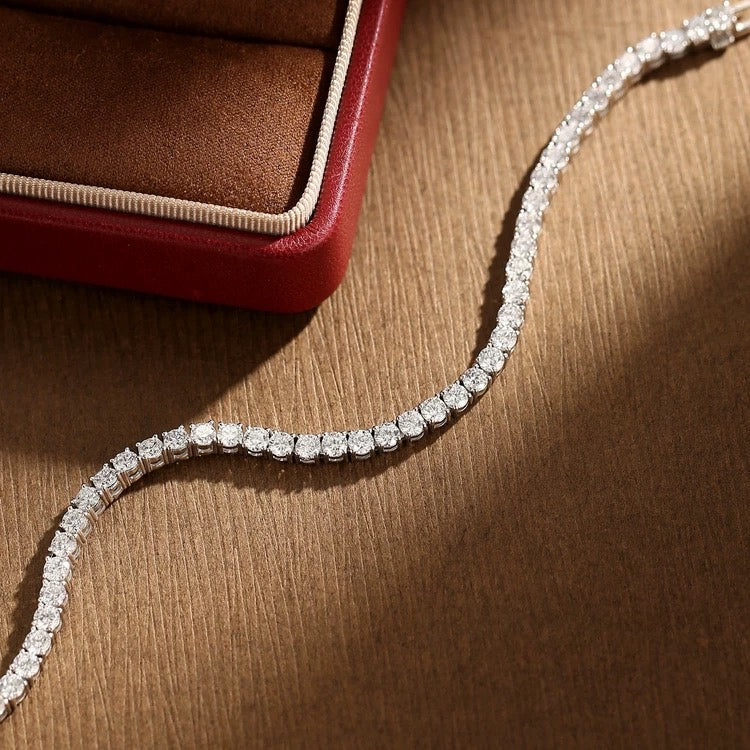 4.4ct Diamond Tennis Bracelet in Moissanite