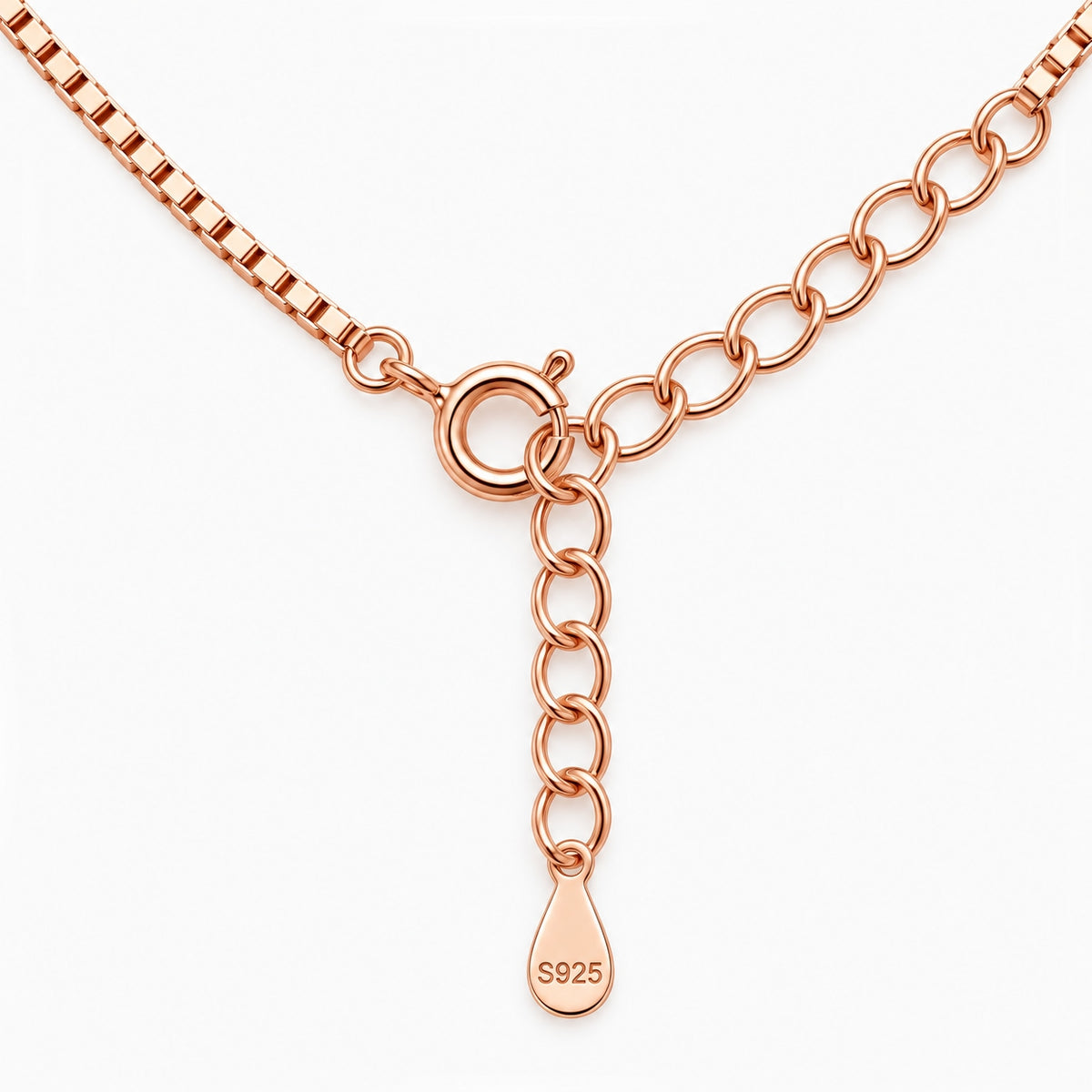 Avery Heart Necklace in Rose gold