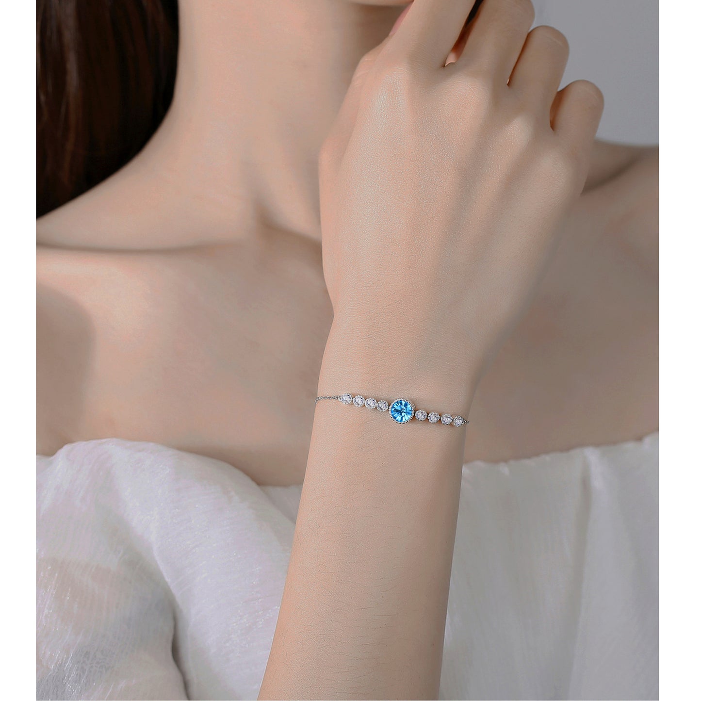 Sapphire Adjustable Bracelet in Crystal