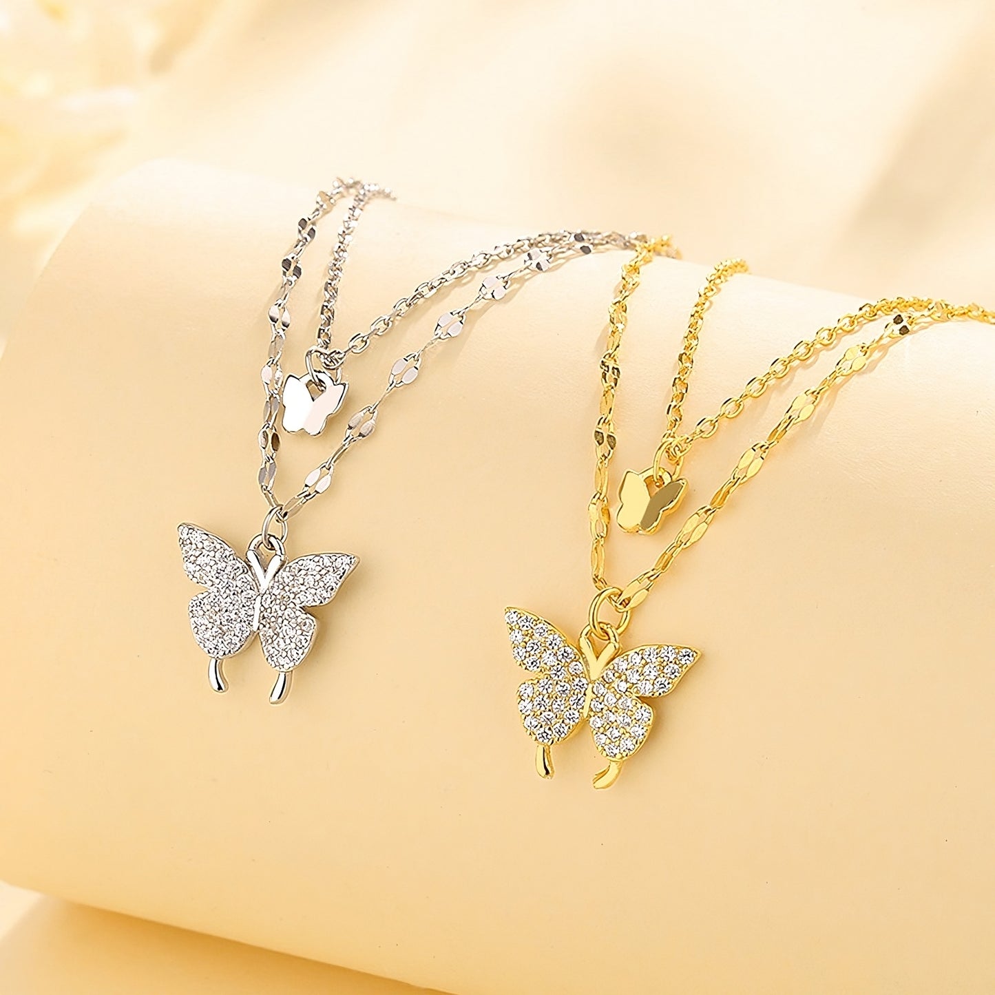 Dancing Butterfly Necklace Gold
