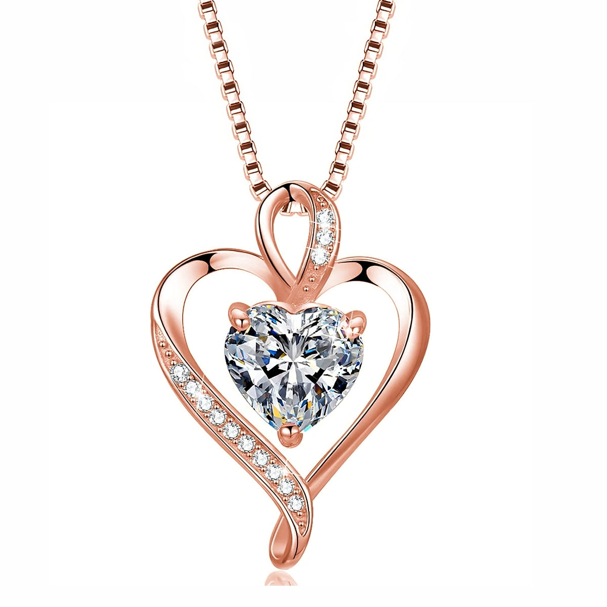 Avery Heart Necklace in Rose gold